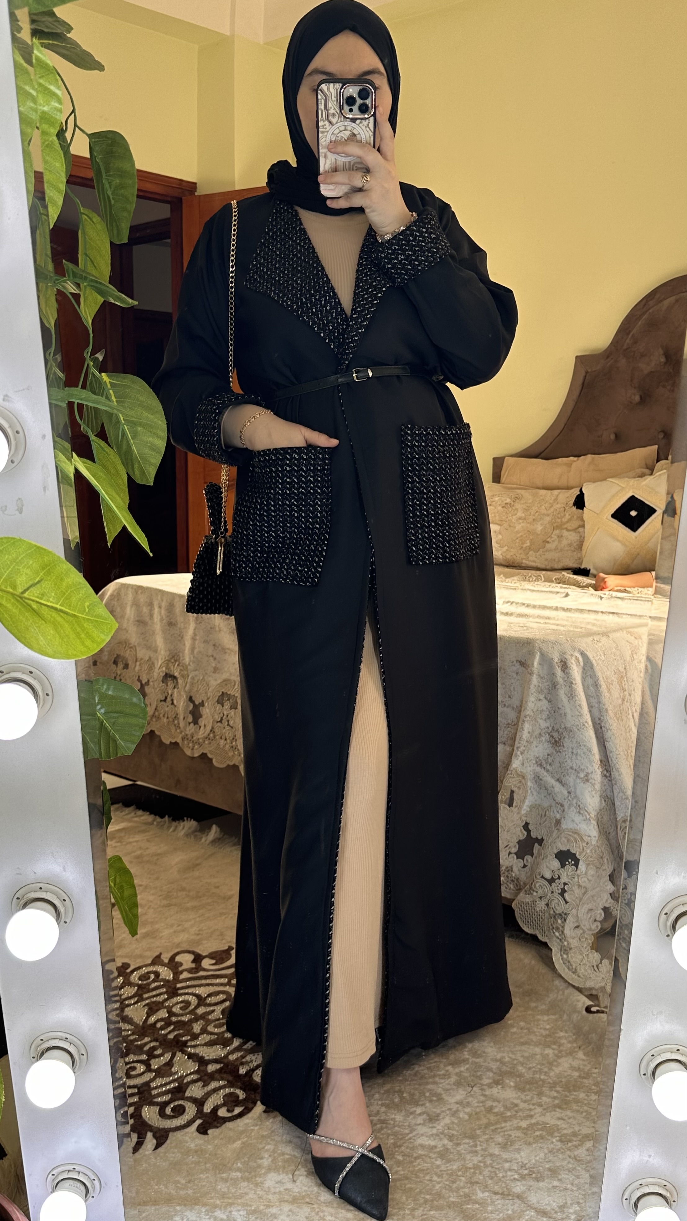 Abaya chanel image