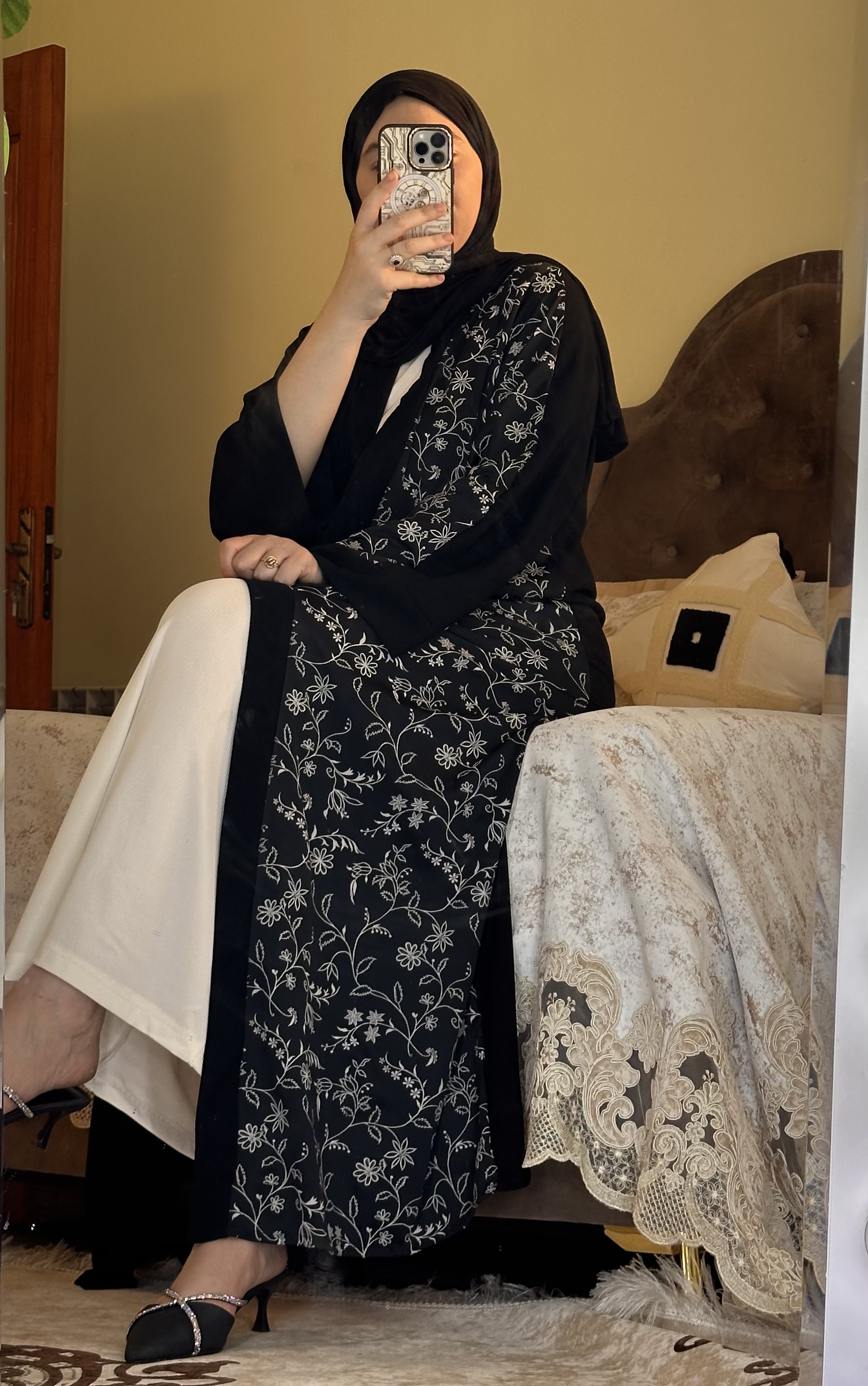 Abaya noor 1 image